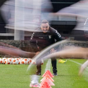 Carvalhal relativiza críticas de Salvador e vai ao Estoril "jogar para vencer"