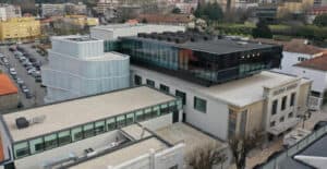 Escolas com cursos no Teatro Jordão e Garagem Avenida não receberam queixas