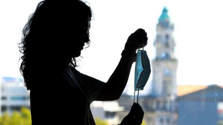 Fim do uso obrigatório de máscaras entra em vigor esta sexta-feira