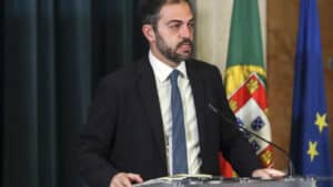 Portugal e Espanha chegam a acordo para fixar preço médio do gás nos 50 euros&nbsp;