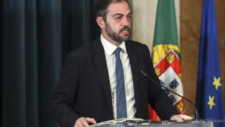 Portugal e Espanha chegam a acordo para fixar preço médio do gás nos 50 euros&nbsp;