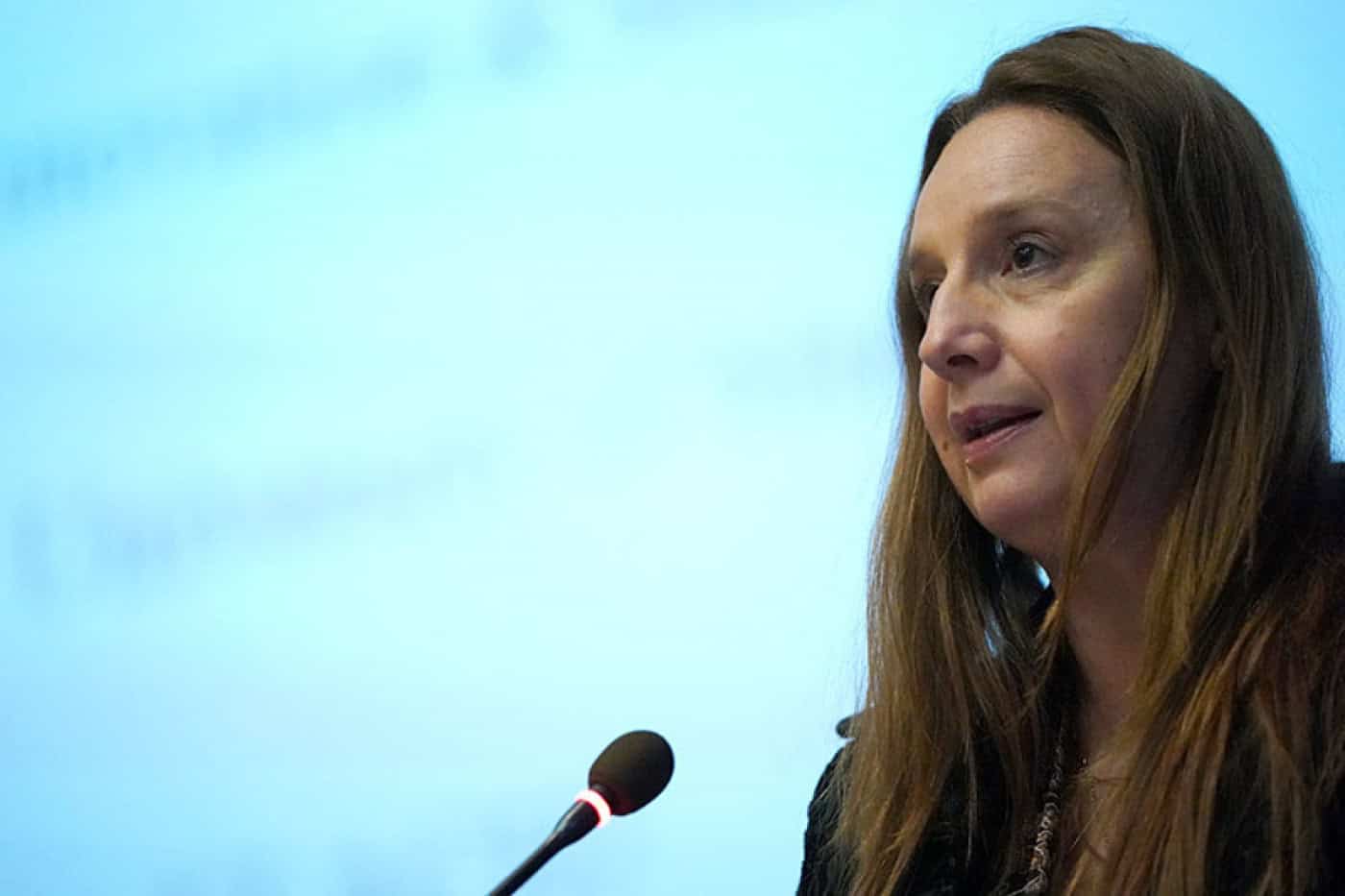 Carla Sepúlveda sublinha urgência de debater desafios sobre migração