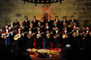 Serenata à cidade de Braga da Tuna Universitária do Minho regressa hoje à Sé