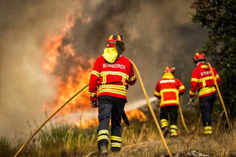 Bombeiros querem conhecer diretiva financeira antes da aprovação de dispositivo de combate a incêndios&nbsp;