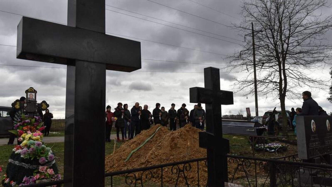 Amnistia Internacional diz que tropas russas cometeram crimes de guerra na Ucrânia