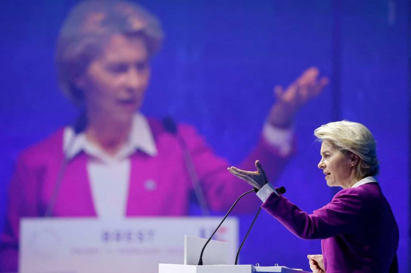 Comissão Europeia quer apresentar em junho parecer sobre eventual adesão de Kiev à UE&nbsp;