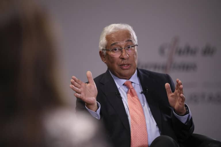 Bruxelas autoriza Portugal e Espanha a fixar tetos no preço do gás&nbsp;