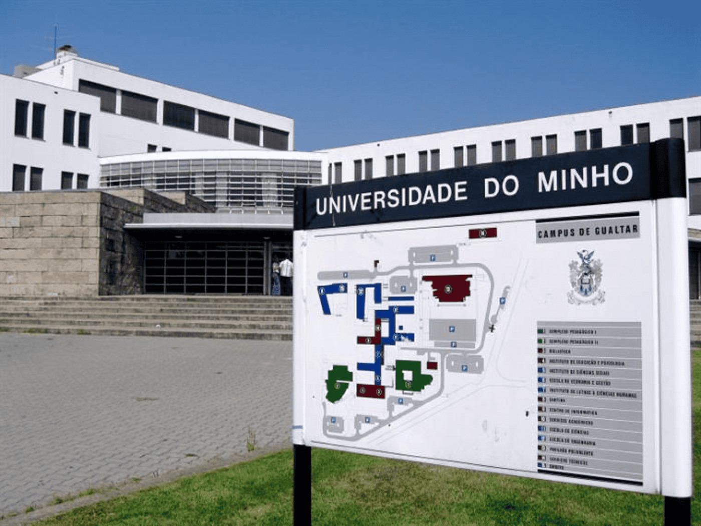 UMinho corta relações com Fundação criada por Vladimir Putin