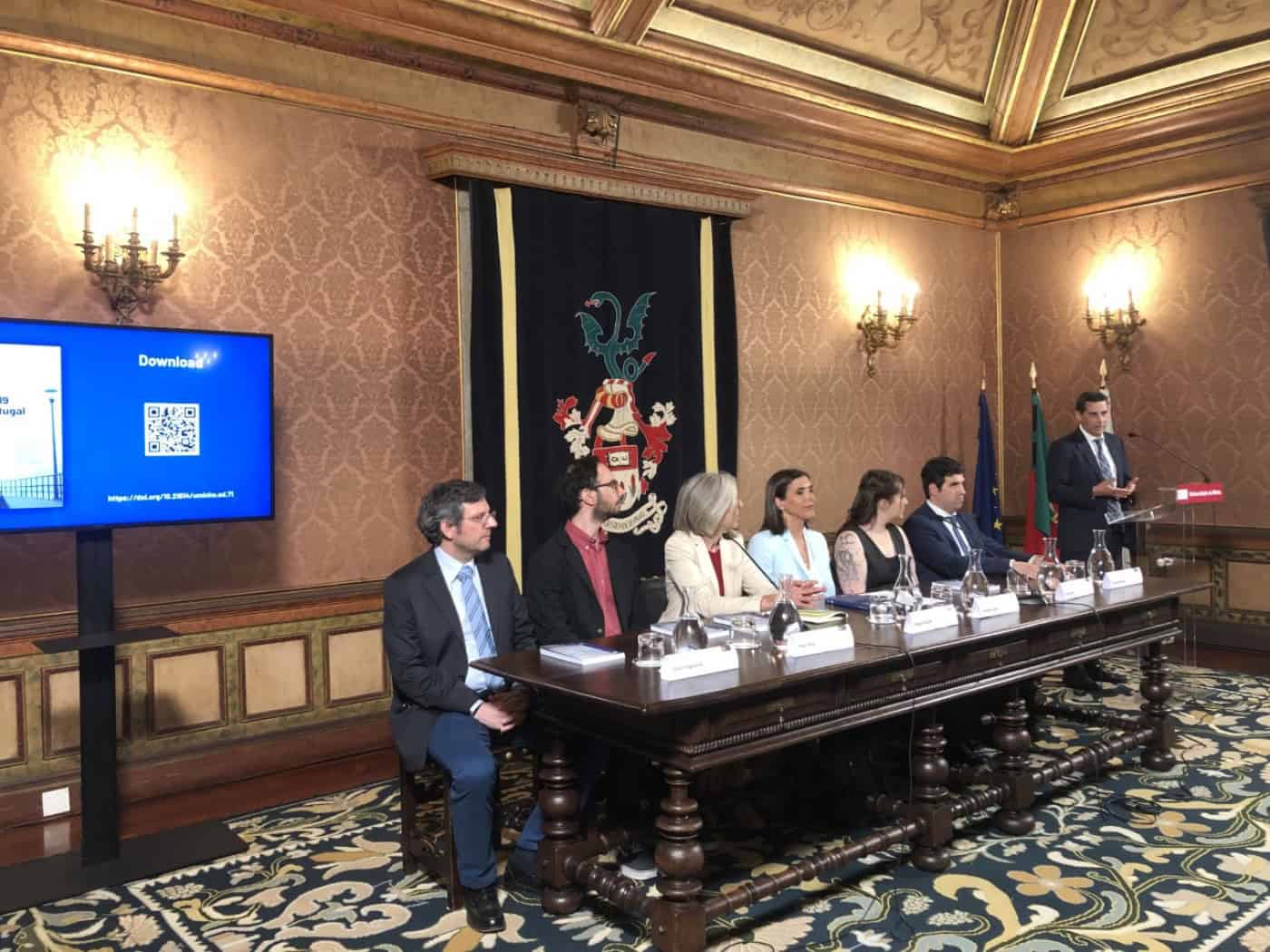 'Covid-19 em Portugal: a estratégia'. "É muito importante que este livro exista"