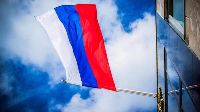 Cinco membros da embaixada portuguesa expulsos da Rússia&nbsp;