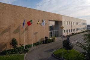 Número de desempregados desce no quadrilátero urbano em abril