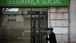 Segurança Social com excedente de 1611 milhões de euros em abril&nbsp;