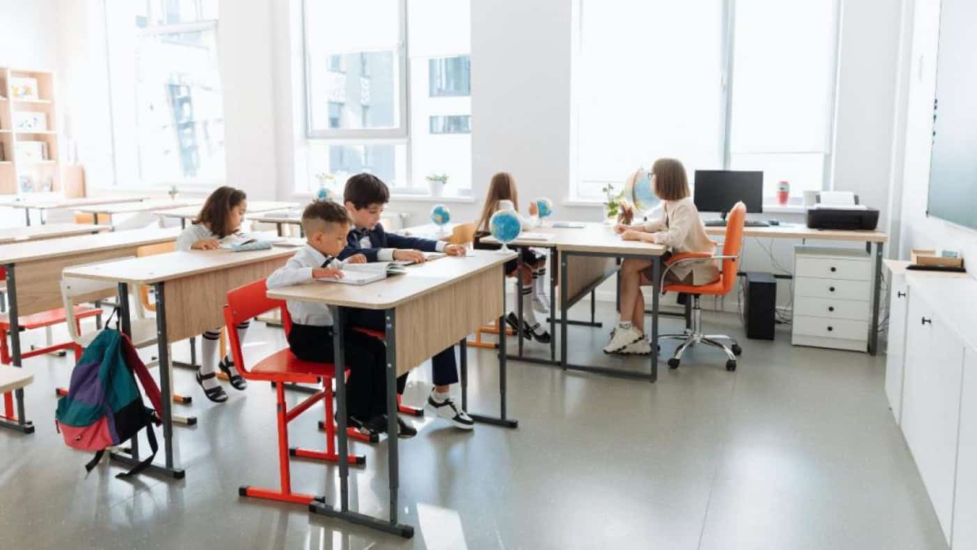 Cada vez mais alunos carenciados concluem estudos com sucesso