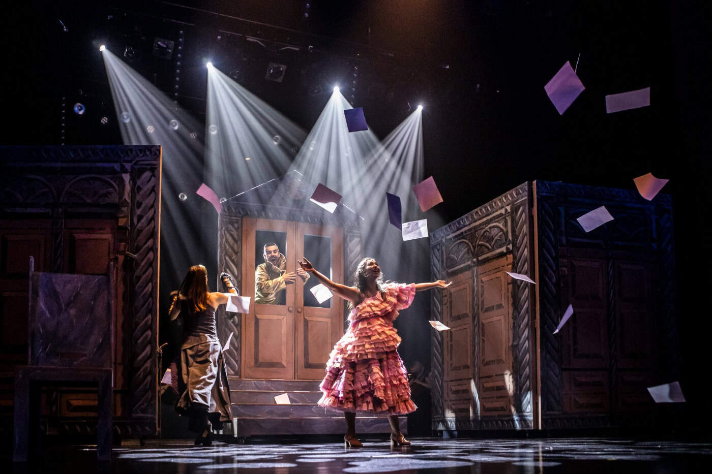 Pedro Abrunhosa e 'A Bela e o Monstro' no 21.º aniversário da Casa das Artes de Famalicão