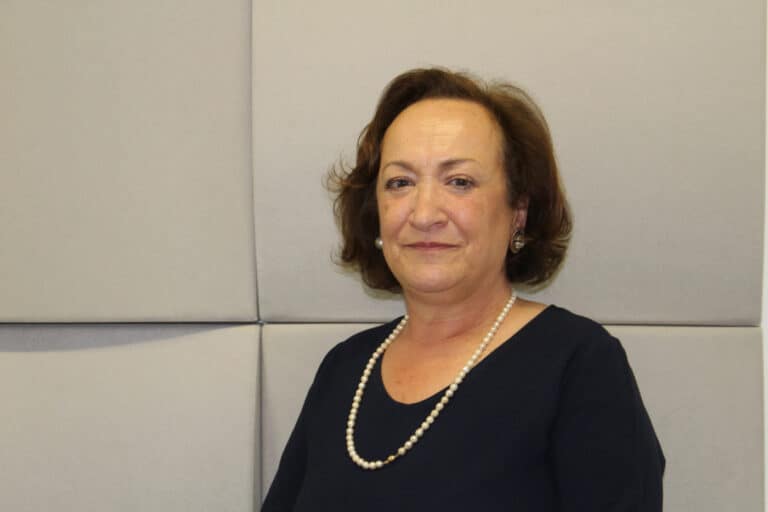 Joana Marques Vidal vai reunir com líderes do Conselho Geral de outras universidades