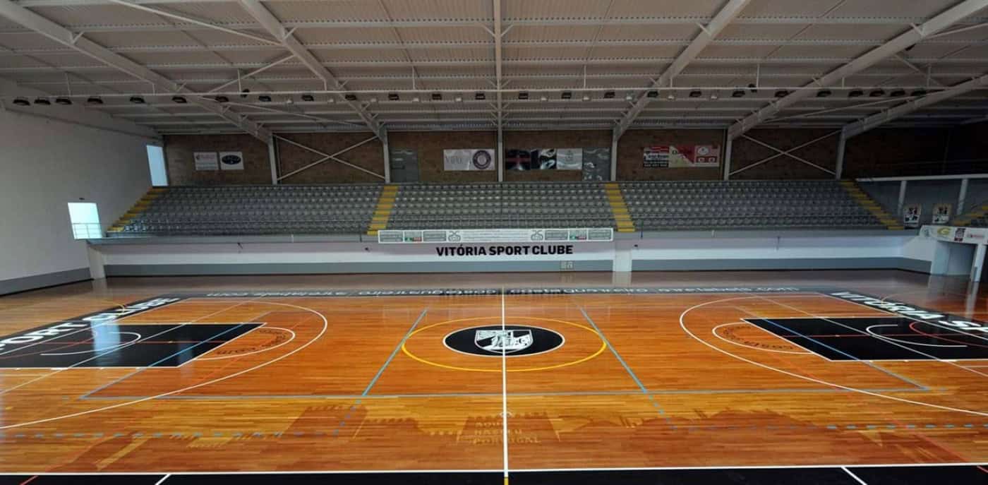 Beatriz Machado e Diane Oliveira renovam contrato com Vitória SC