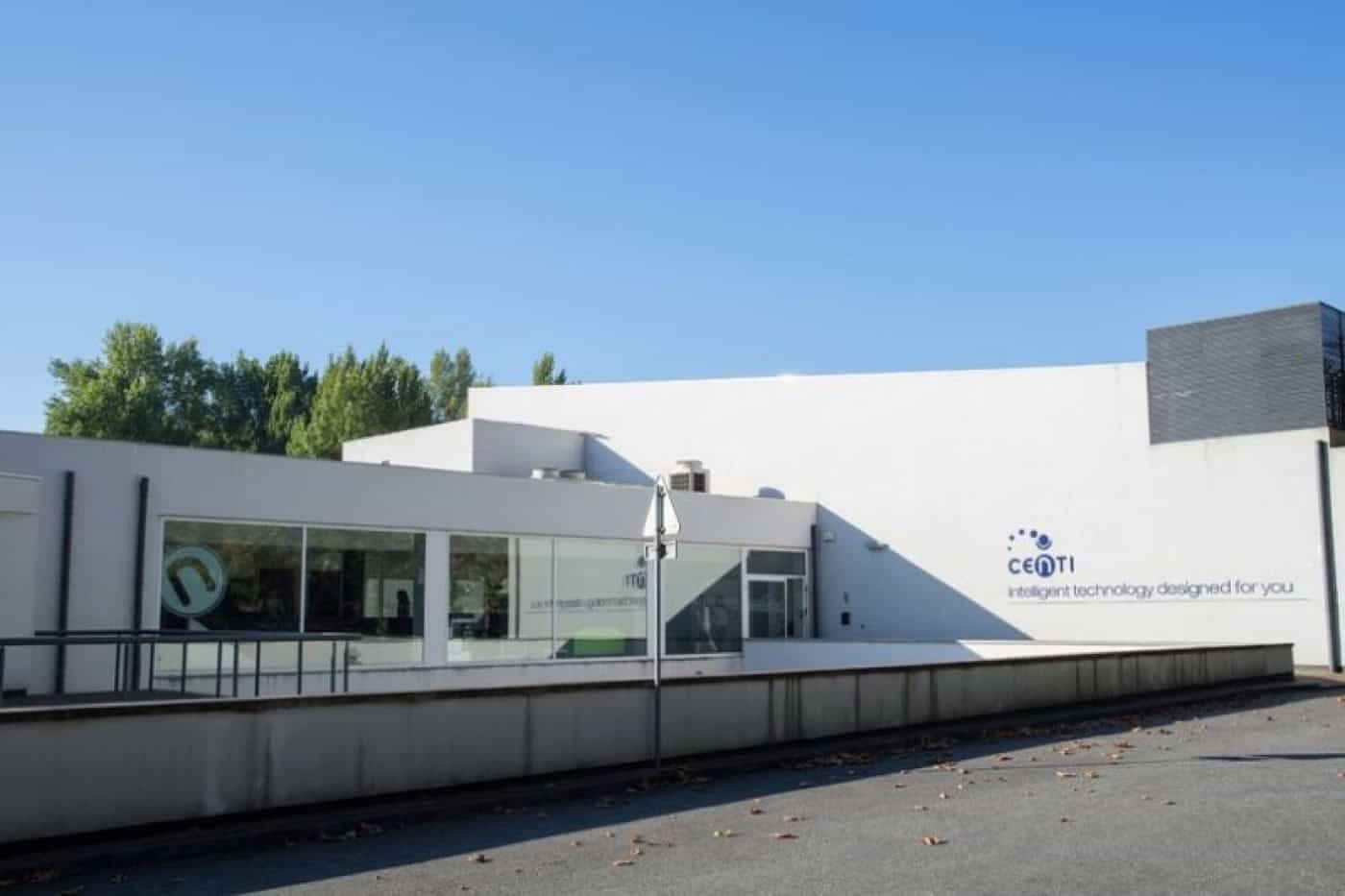 Depois da nega do tribunal, associação espera que MP mande demolir edifício do CITEVE