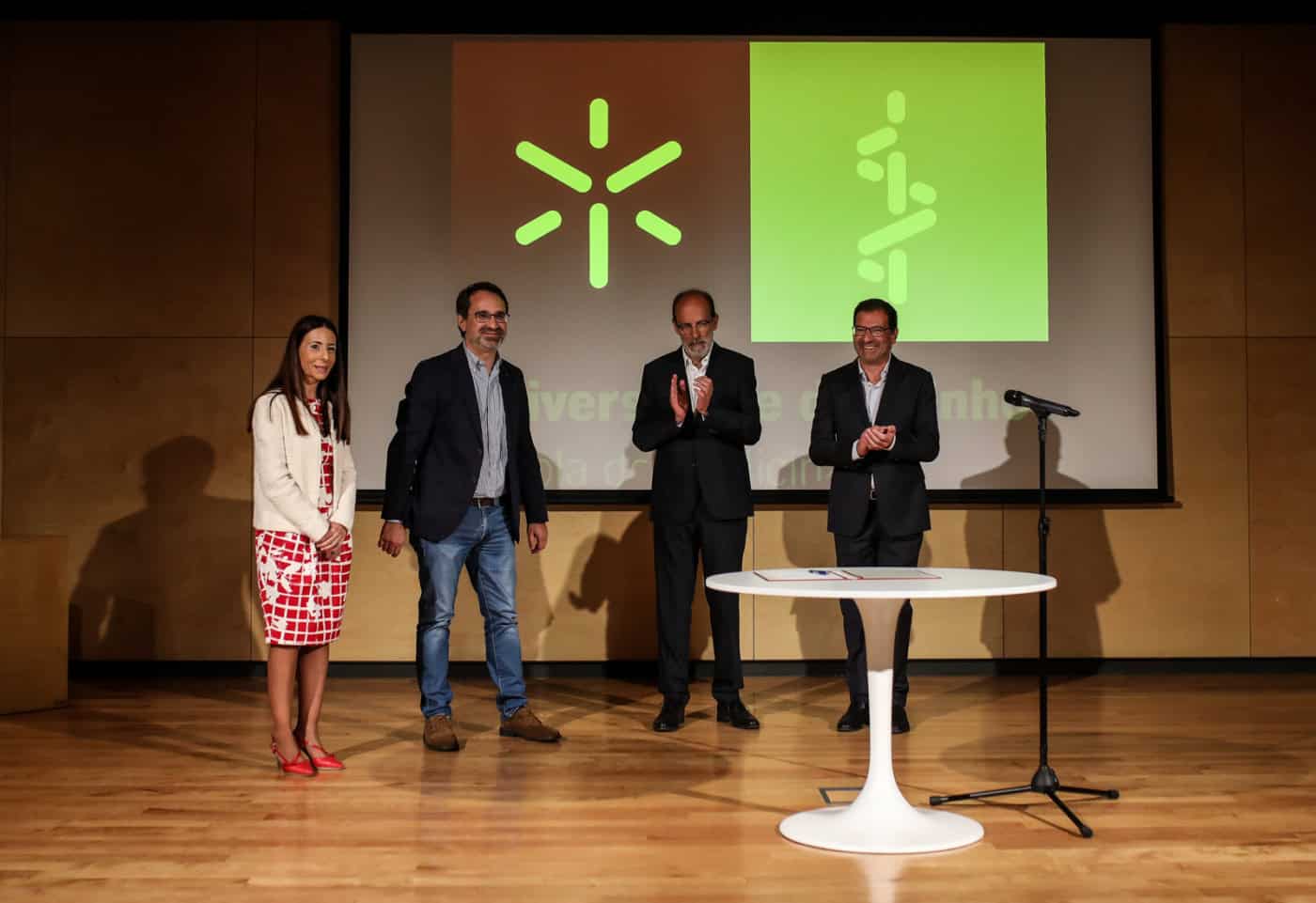 UMinho pondera alienação de património e recurso à banca