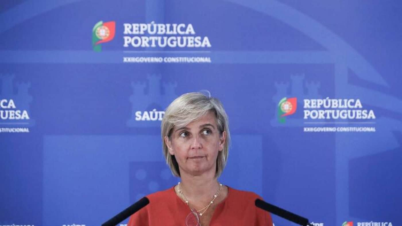 Sindicatos dos médicos rejeitam proposta mas governo avança com pagamento de 50 euros para horas extraordinárias