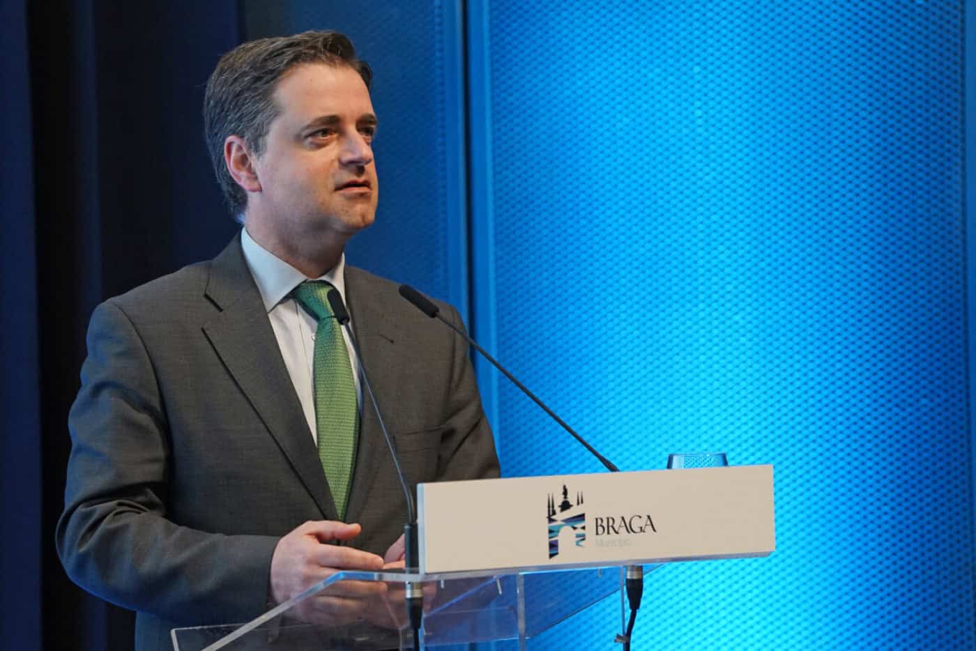 Presidente da Câmara de Braga diz que descentralização está longe do fim