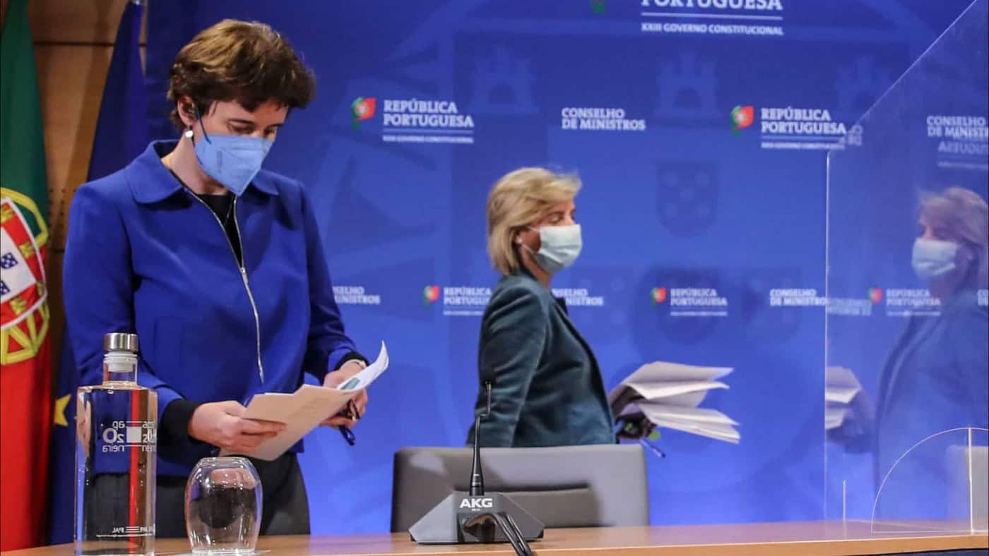 Governo aprova hoje novo Estatuto do SNS e medidas para professores