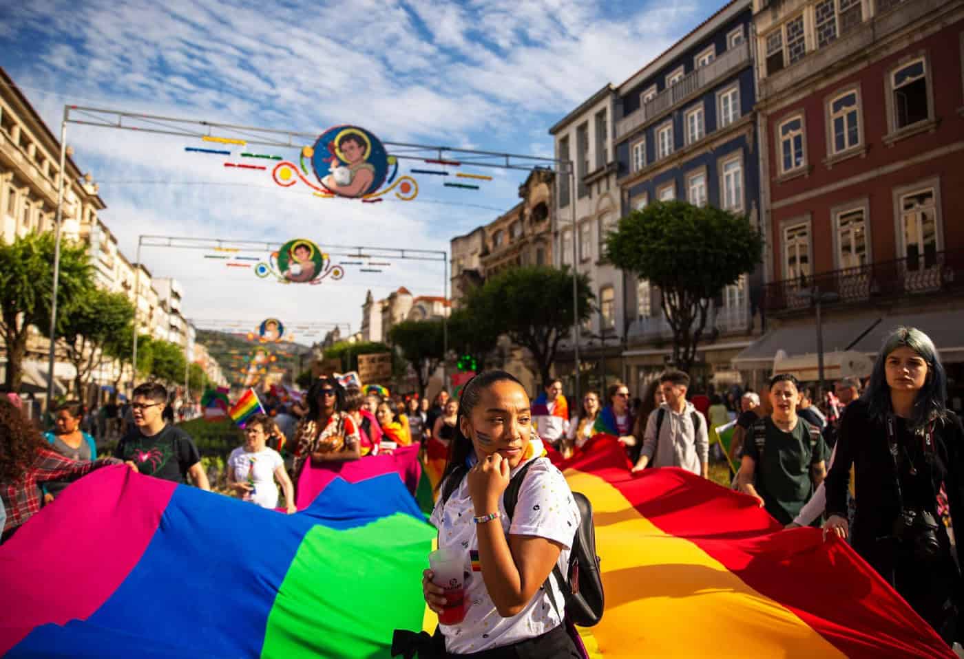 Braga Fora do Armário sai à rua para alertar que “não ficou tudo bem”