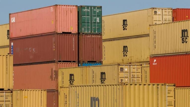 Exportações e importações sobem 40,6% e 46,4% em maio, impulsionadas pela inflação&nbsp;