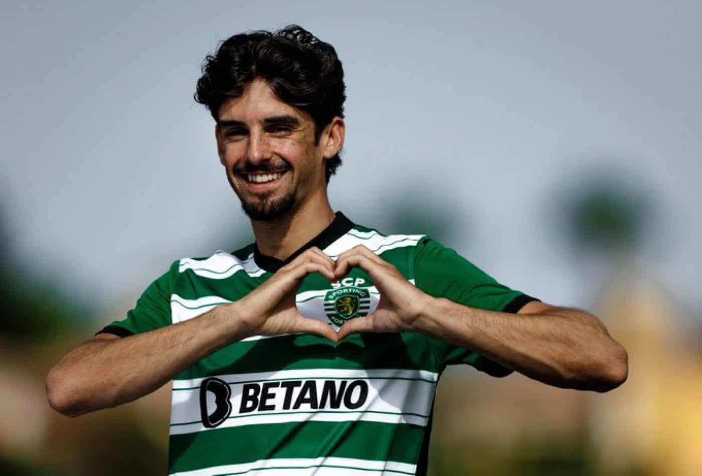 Francisco Trincão é reforço do Sporting