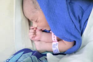 12 bebés nasceram em Guimarães devido aos encerramentos em Braga