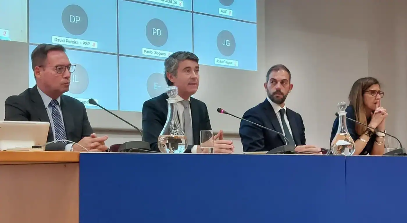 Governo decide se prolonga situação de alerta