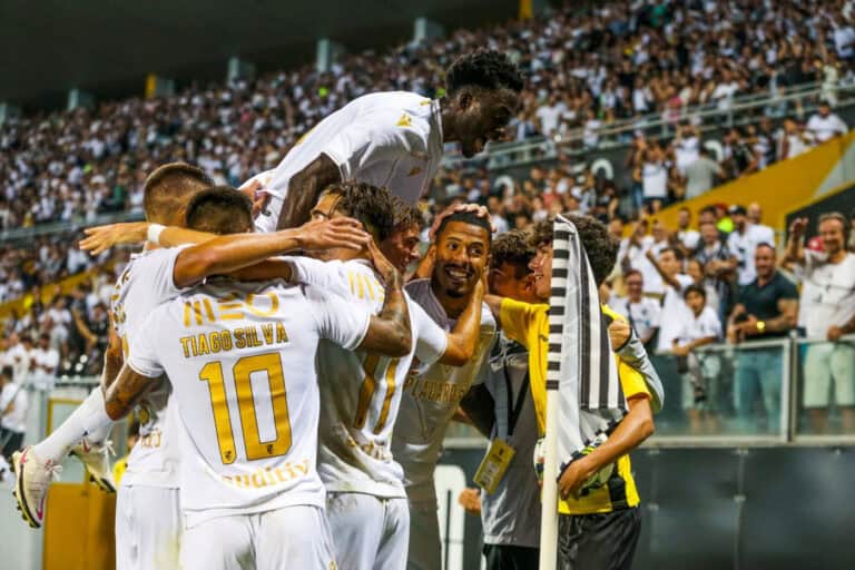 Vitória SC vence Puskas Académia e fica em vantagem na Liga Conferência