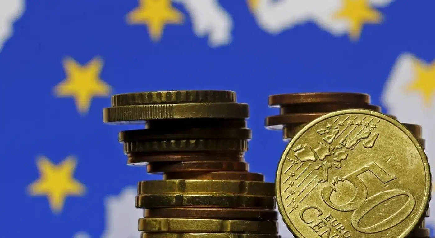 Atividade da zona euro contrai-se em julho pela 1.ª vez desde o início de 2021&nbsp;