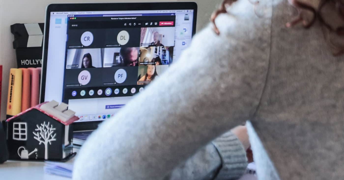 Mais de 1 ME em serviços de conectividade de portáteis não usados