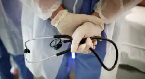 Sindicatos e Governo chegam a acordo para incluir grelha salarial dos médicos nas negociações