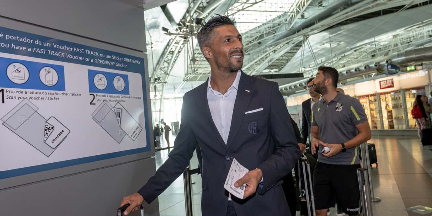 Técnico do Vitória espera "seriedade" para segunda mão que prevê "mais difícil"