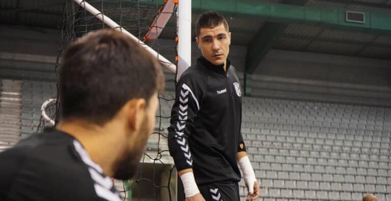 SCB/AAUM. Vítor Hugo coloca ponto final na carreira