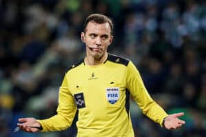 Melhor árbitro em Portugal é o convidado da edição nº 100 do RUM(O) Desportivo