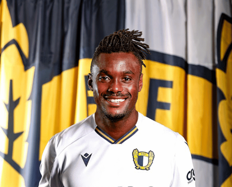 Pelé é novo reforço do FC Famalicão