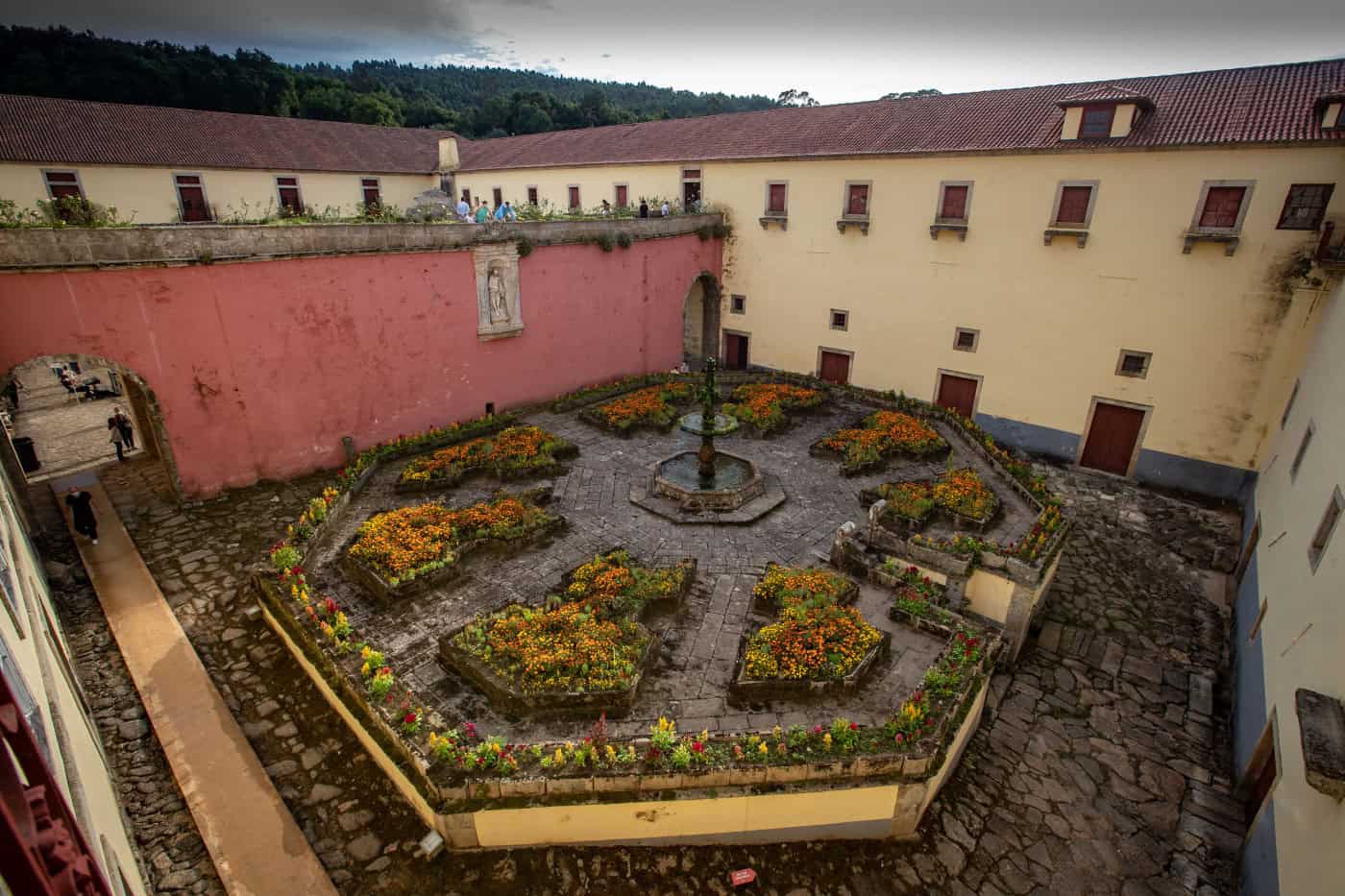 Mosteiro de Tibães recebe primeiro Encontro de Contadores de Histórias de Braga