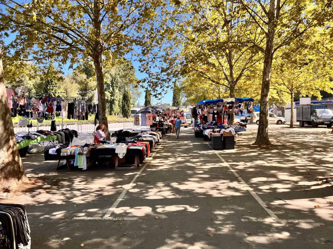 Metade dos vendedores já desistiu da feira junto ao Estádio Municipal de Braga