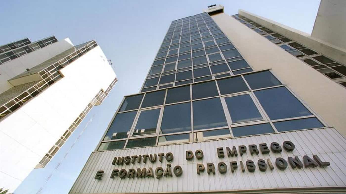 Presidente do IEFP demite-se após polémica sobre acumulação do subsídio de desemprego