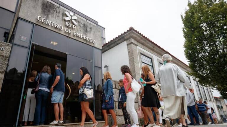 Prestações de desemprego atingem em julho o número mais baixo de sempre&nbsp;