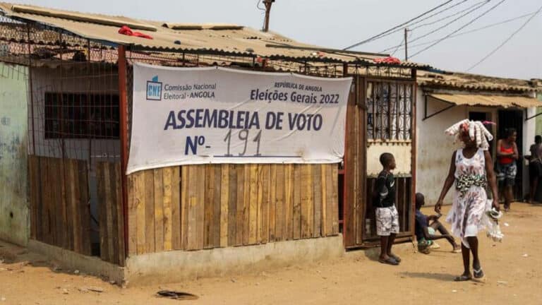 Quase 14,4 milhões de angolanos chamados a votar na eterna disputa eleitoral do país&nbsp;