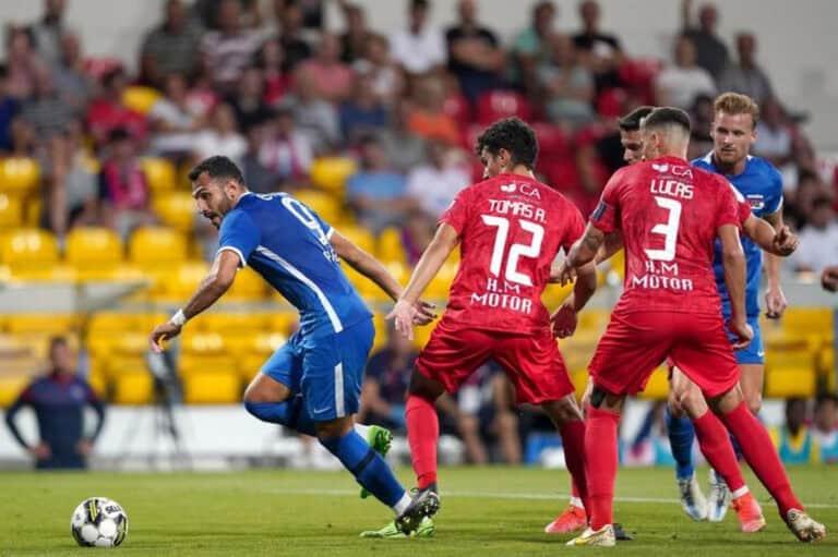 Gil Vicente despede-se da Liga Conferência Europa com nova derrota frente ao AZ Alkmaar