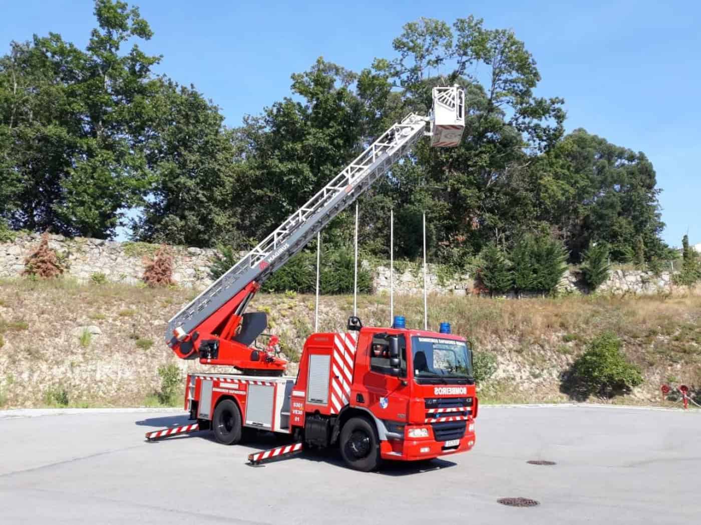 Nova auto-escada dá maior capacidade de intervenção aos Sapadores de Braga