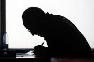 Governo abre pouco mais de 4.000 vagas para acesso aos 5.º e 7.º escalões da carreira docente&nbsp;