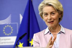 Bruxelas propõe limitar lucros das empresas e fixar teto para gás russo&nbsp;