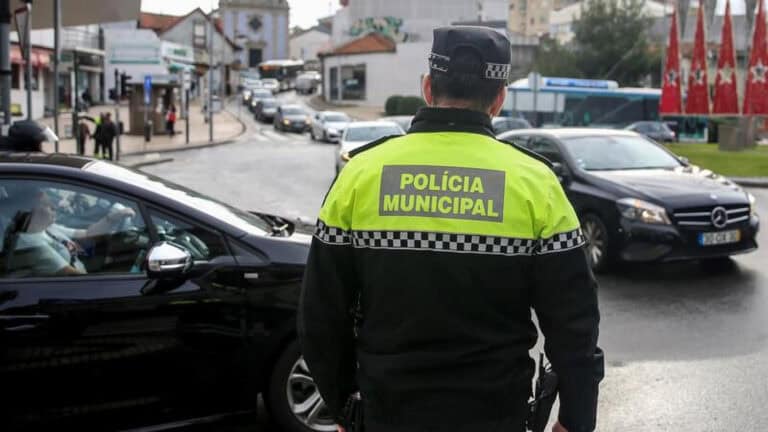 Polícias municipais em greve de 24 horas para reivindicar aumentos salariais&nbsp;