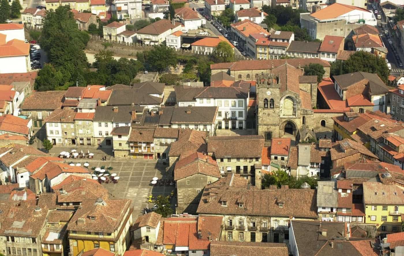 Autarca de Guimarães determinado a eliminar os carros do centro histórico
