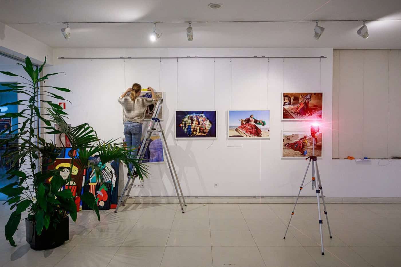 Dezenas de fotógrafos no regresso em pleno dos Encontros da Imagem